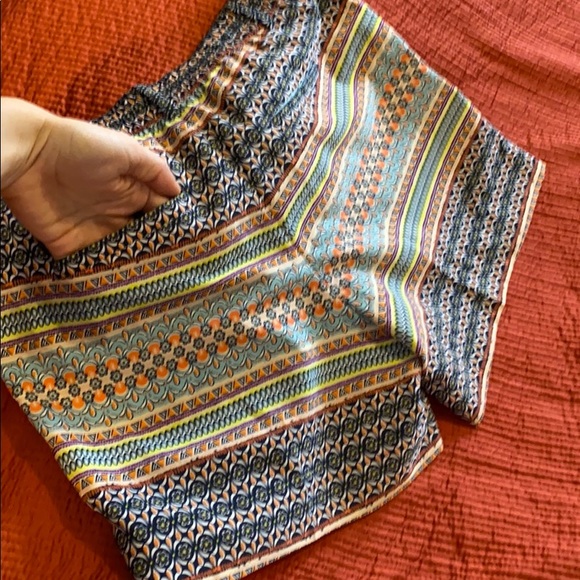 Shorts w/pockets - Picture 8 of 8